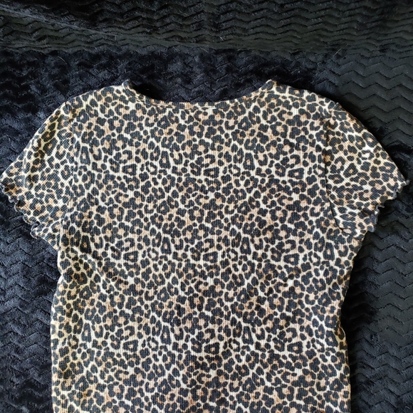 American Eagle crop top - Picture 2 of 3